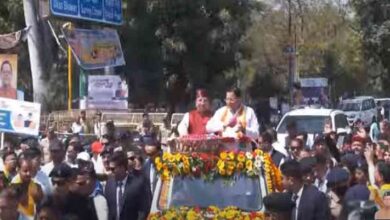Photo of सरकार के तीन साल…सीएम धामी का भव्य रोड शो, फूलों से हुआ स्वागत, की कई घोषणाएं