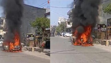 Photo of फरीदाबाद: चलती कार बनी आग का गोला, बैटरी फटने से हुआ हादसा…