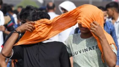 Photo of दिल्ली में अभी से अप्रैल जैसी गर्मी, पारा 40 के पार