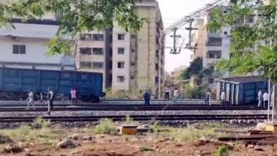 Photo of बेलगावी स्टेशन के पास हादसा, पटरी से उतरे मालगाड़ी के दो डिब्बे
