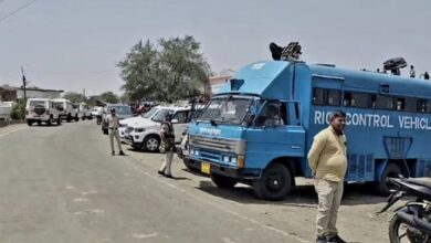 Photo of हिंसा के बाद सानोधा गांव में तनावपूर्ण माहौल, ग्वालियर में मिले युवक-युवती को लाने रवाना हुई पुलिस