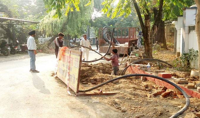 Photo of लखनऊ: अब आंधी और बारिश में नहीं जाएगी शहर की बिजली