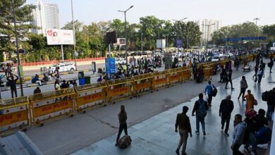 Photo of नई दिल्ली रेलवे स्टेशन पर लावारिस बैग में बम की सूचना, जांच में जुटी पुलिस