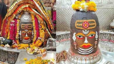 Photo of उज्जैन: मस्तक पर त्रिपुंड लगाकर रमाई भस्म, आकर्षक स्वरूप में नजर आए बाबा महाकाल