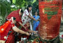 Photo of वट सावित्री व्रत के दिन अर्पित करें ये चीजें