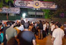 Photo of दिल्ली: रंजिश में युवक की चाकू से गोदकर हत्या, परिजनों ने थाने में किया हंगामा