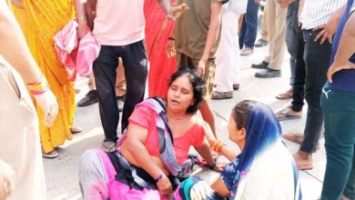 Photo of जौनपुर में तिहरा हत्याकांड, बाप और दो बेटों का मर्डर, वर्कशॉप में हथौड़े से कूच दिया सिर