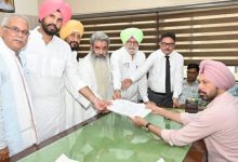 Photo of लुधियाना पश्चिम उपचुनाव: चाैथे दिन कांग्रेस उम्मीदवार भारत भूषण आशु ने भरा नामांकन