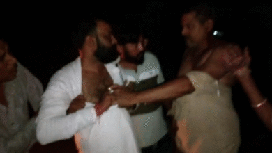 Photo of सरपंच की गुंडागर्दी: पंचायत चुनाव में नहीं दिया वोट… परिवार से रंजिश