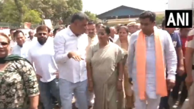 Photo of मुख्यमंत्री रेखा गुप्ता ने आजादपुर मंडी का किया निरीक्षण