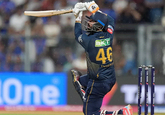 Photo of  गुजरात टाइटंस ने मुंबई इंडियंस के अरमानों पर फेरा ‘पानी’, IPL 2025 के सिंहासन पर बैठी ‘शुभमन ब्रिगेड’