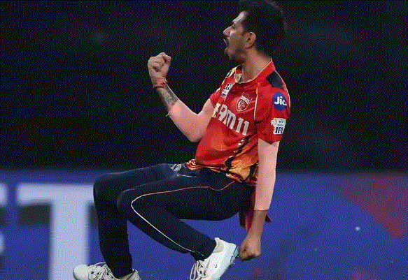 Photo of IPL 2025: पंजाब किंग्‍स को प्‍लेऑफ से पहले लगा तगड़ा झटका, युजवेंद्र चहल हुए चोटिल