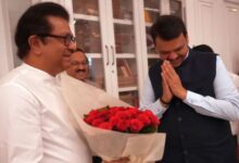 Photo of ठाकरे ब्रदर्स में सुलह के कयास के बीच फडणवीस की एंट्री, राज ठाकरे से मिलने पहुंचे सीएम