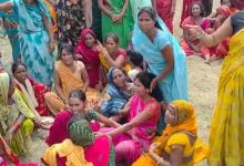 Photo of  बिहार: मजदूरी पर जा रहे युवक पर गिरा हाई वोल्टेज तार, गर्दन धड़ से हुई अलग