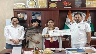 Photo of हरियाणा के कैथल की बेटी ने 8 फुट 7 इंच लंबे बालों से बनाया विश्व रिकॉर्ड