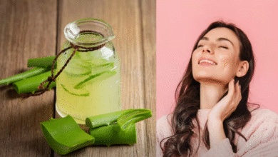Photo of रोजाना चेहरे पर Aloe Vera लगाने से म‍िलेगा नूरानी न‍िखार, दूर होंगी कई समस्‍याएं