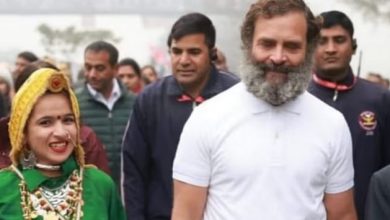Photo of हिमानी नरवाल: 3 महीने पहले जिसका सूटकेस में मिला था शव, कांग्रेस की इस हरकत से फिर हो रही उसकी चर्चा