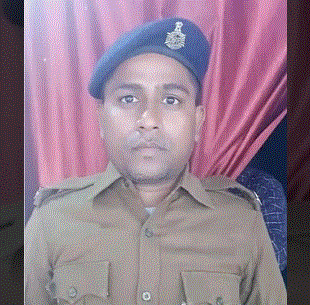 Photo of  ड्यूटी से लौट रहे पुलिस जवान की सड़क हादसे में मौत, गांव में मचा कोहराम