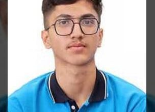 Photo of नीट यूजी परीक्षा में हनुमानगढ़ के महेश देशभर में अव्वल, 686 अंकों के साथ टॉप किया