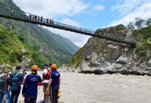 Photo of रुद्रप्रयाग बस हादसा: अलकनंदा में जिंदगी की तलाश, वक्त के साथ टूट रही आस…ऐसे हो रही खोजबीन