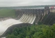 Photo of डबरा में सिंध नदी ऊफान पर, बाढ़ प्रभावित गांव से प्रशासन ने किया 250 ग्रामीणों का रेस्क्यू