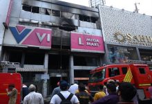 Photo of दिल्ली: विशाल मेगा मार्ट में लगी आग पर 35 घंटे में पाया गया काबू