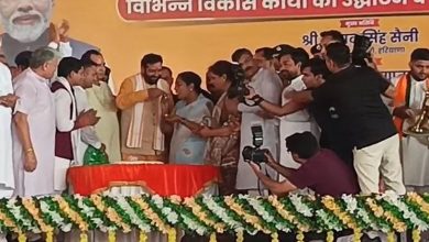 Photo of दिल्ली की सीएम रेखा गुप्ता पहुंची जुलाना: मंच पर केक काटकर मनाया जन्मदिन
