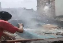 Photo of सिलेंडर ब्लास्ट से घर की छत उड़ी,खाना बनाते समय आग लगी…