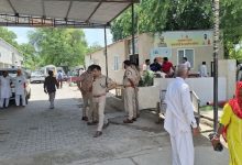 Photo of हिसार में DJ बंद कराने को लेकर पुलिस-युवकों का टकराव