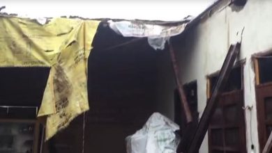 Photo of हरियाणा: बिजली गिरने से ढहा मकान, मलबे में दबे पति-पत्नी