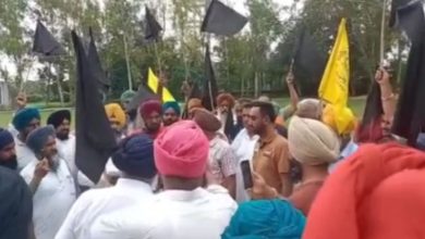 Photo of जगरांव में भड़के किसान: लैंड पूलिंग नीति के फायदे समझाने पहुंची सरकारी टीम का विरोध