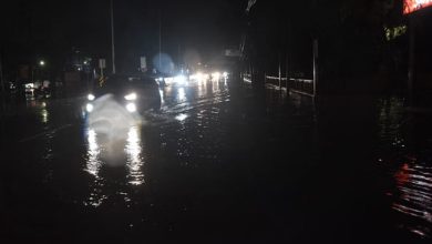 Photo of तेज बारिश ने रोकी अमरनाथ यात्रा, बालटाल मार्ग पर रुके श्रद्धालु