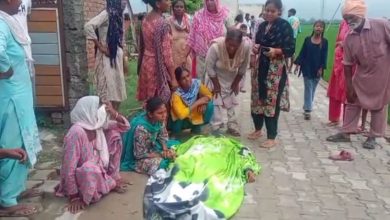 Photo of फिरोजपुर में महिला की हत्या: घर में घुसे हमलावर… मां-बेटी और बहन पर हमला