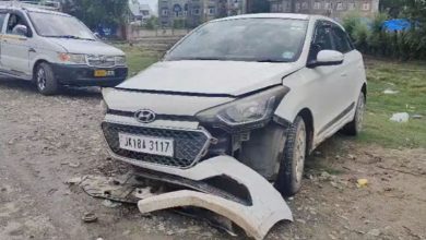 Photo of कुलगाम के मलपोरा में भयानक सड़क हादसा, NH44 पर टाटा और आई20 की टक्कर