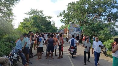 Photo of बिहार में भीषण सड़क हादसा, इंजीनियरिंग कॉलेज के तीन छात्रों की मौत