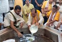 Photo of डिप्टी सीएम विजय सिन्हा पहुंचे गया जी, विष्णुपद मंदिर में की विशेष पूजा-अर्चना