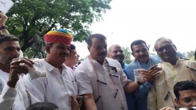 Photo of इंजेक्शन और ड्रग्स लेकर विधानसभा पहुंचे कांग्रेस विधायक