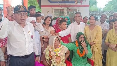 Photo of हरियाणा: शहीद अरविंद की पत्नी को राष्ट्रपति से मिला सम्मान…