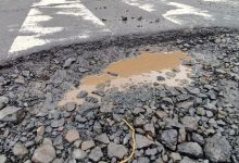 Photo of  इंदौर में बारिश के साथ सड़कों की चूरी भी बही, नजर आने लगे गड्ढे