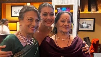 Photo of मम्मी तनुजा और सासू मां संग Kajol ने सेलिब्रेट किया पेरेंट्स डे