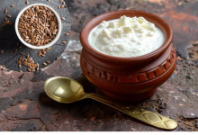 Photo of ब्लड शुगर कंट्रोल करने के लिए दही में मिलाकर खाएं ये सीड्स
