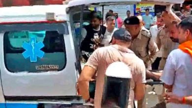 Photo of मनसा देवी मंदिर में भगदड़, छह लोगों की मौत; आयुक्त वीएस पांडे बोले- भारी भीड़ के कारण हादसा
