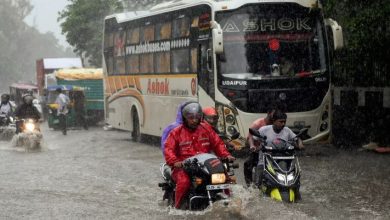 Photo of दिल्ली-NCR में रात से हो रही भारी बारिश, मध्य प्रदेश में वर्षा से बिगड़े हालात