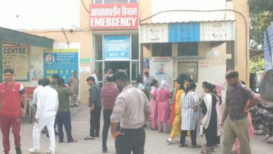 Photo of हरियाणा के झज्जर में हादसा: बच्चों को लेकर जा रही स्कूल वैन पलटी