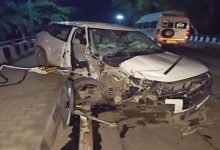 Photo of करनाल में कार व ट्रैक्टर ट्राली में भिड़त, गाड़ी के उड़े परखच्चे…