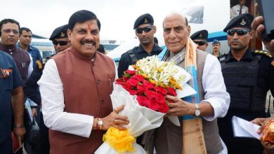 Photo of रेल कोच इकाई का रक्षामंत्री करेंगे भूमिपूजन, सीएम यादव ने राजनाथ सिंह का भोपाल पहुंचने पर स्वागत किया