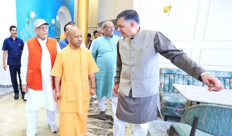 Photo of यूपी: सीएम योगी बोले-सदन में पूरी तैयारी से आएं मंत्री, विपक्ष के आरोपों पर दें करारा जवाब
