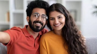 Photo of कैसे जानें कि वो आपको लेकर सीरियस है? ये 6 बातें बयां करती हैं हकीकत