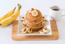 Photo of बिना अंडे के घर पर बनाएं टेस्टी Banana Pancakes