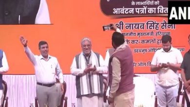 Photo of CM सैनी ने पंचकूला में बांटे आवास पत्र: हजारों परिवारों के घर का सपना होगा साकार